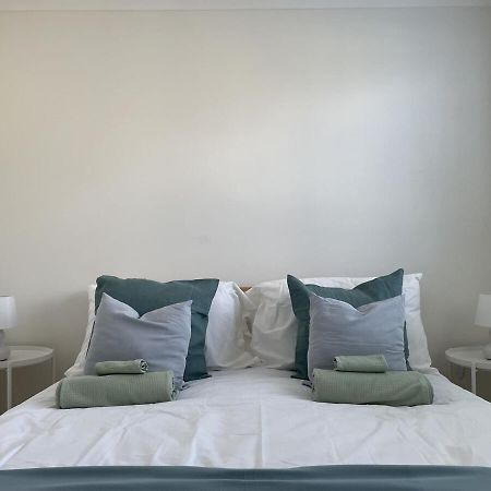 Comfortable Home W Private Parking Charlestown Charlestown  Luaran gambar