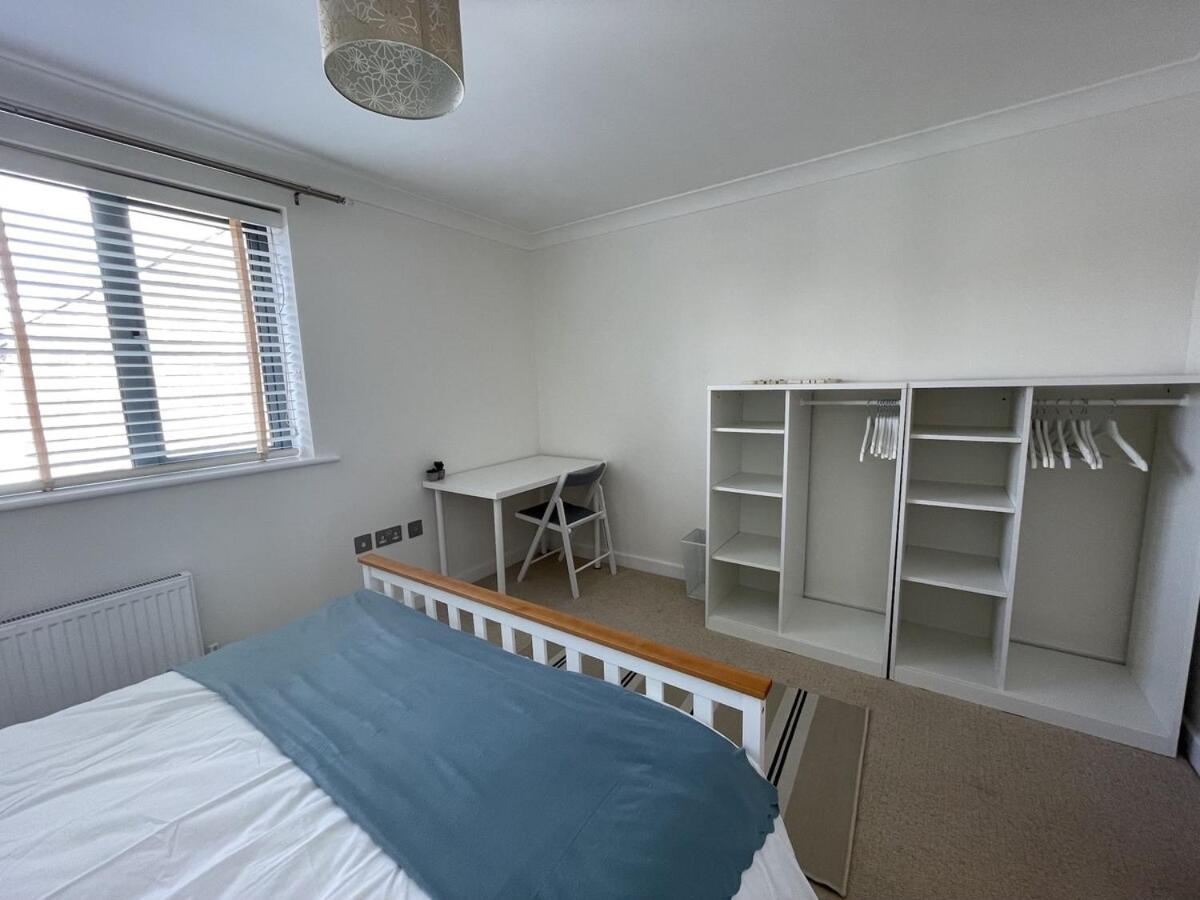 Comfortable Home W Private Parking Charlestown Charlestown  Luaran gambar
