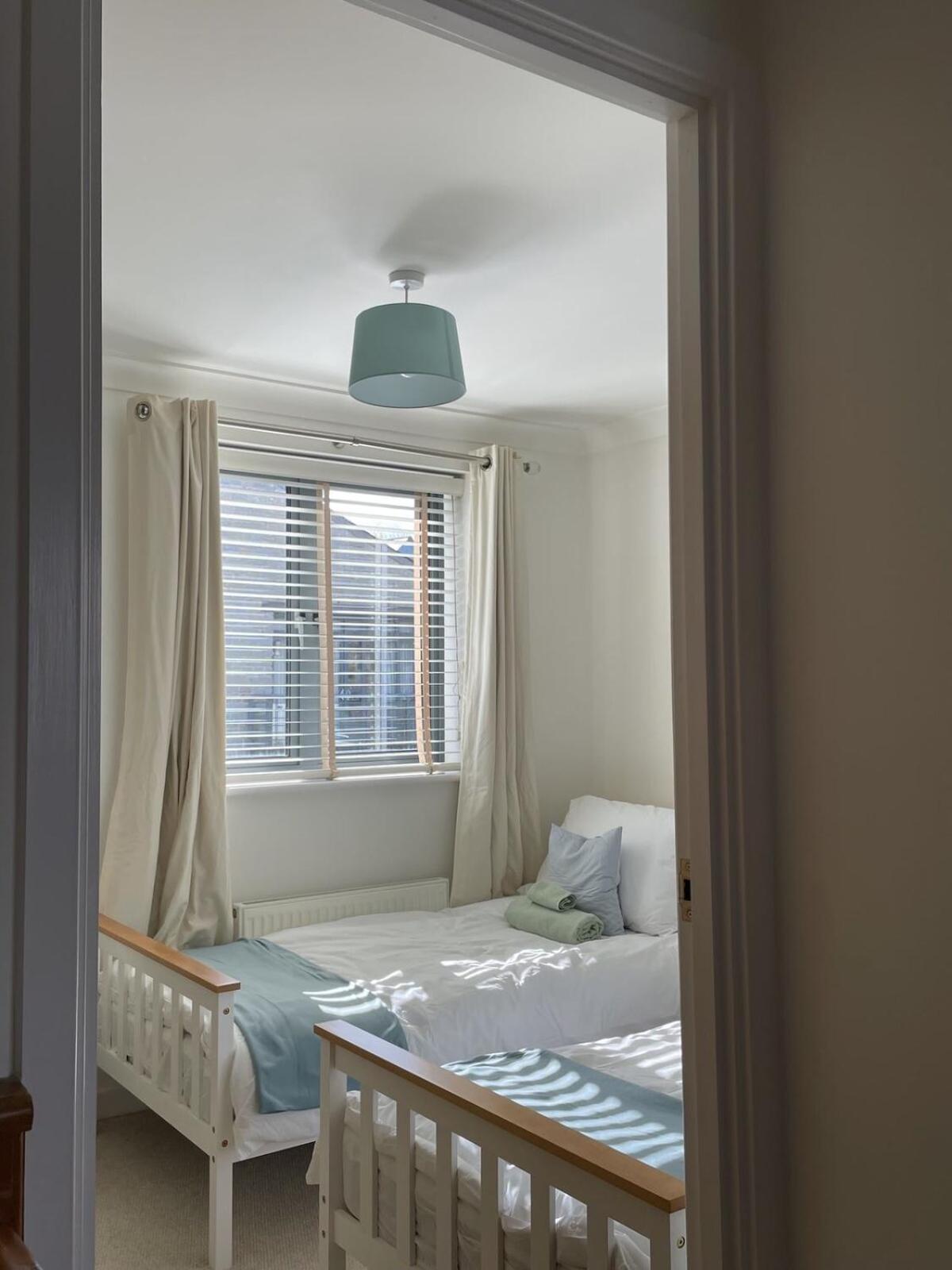 Comfortable Home W Private Parking Charlestown Charlestown  Luaran gambar