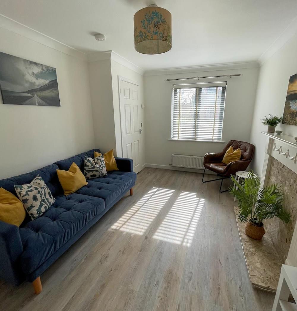 Comfortable Home W Private Parking Charlestown Charlestown  Luaran gambar